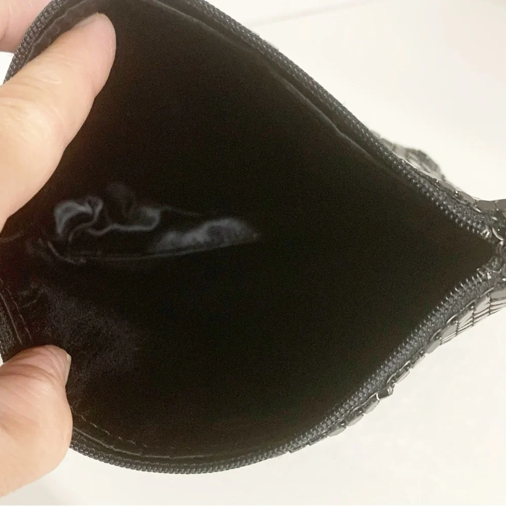 Vintage Unbranded Black Chainmail Clutch Pouch Bag Zip Closure Made In Hong Kong